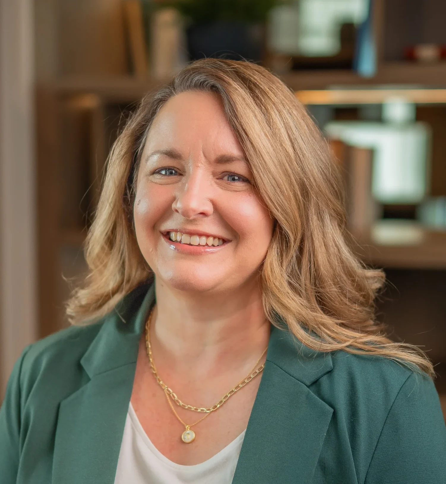 Tesa, Partnership Support Specialist
